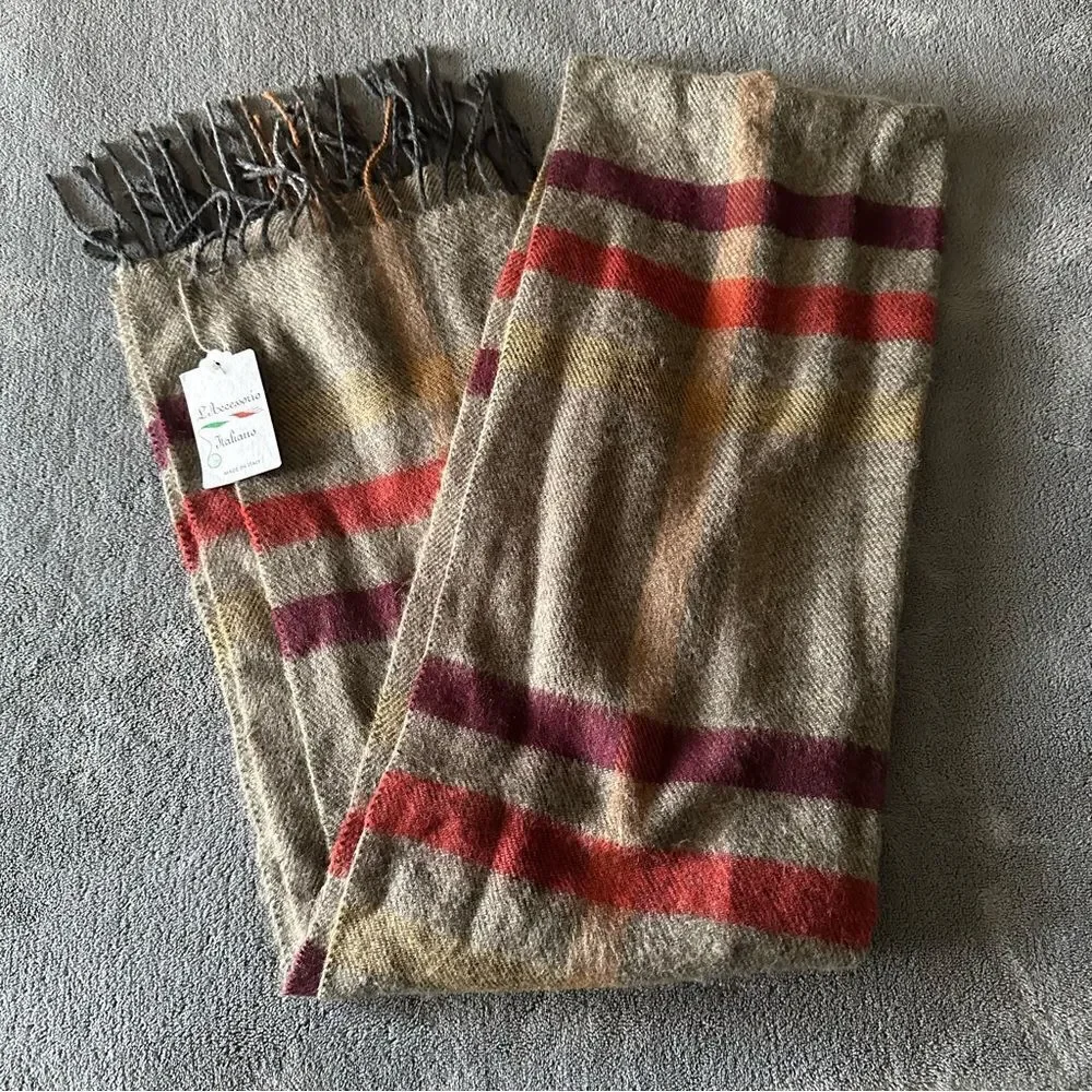 NWT L’ Accessorio Italiano scarf made in Italy